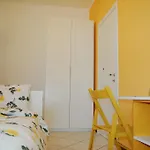 بيت ضيافة La Rosa Scarlatta Broseta 3*