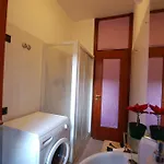 La Rosa Scarlatta Broseta بيت ضيافة 3*